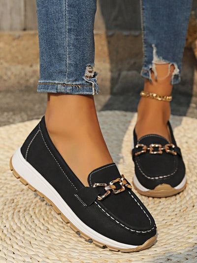 Elegant Flat Loafers with Buckle Design