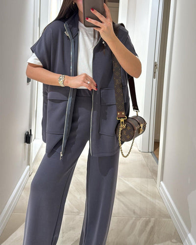 Chic Top and Pants Outfit with Stretch Waist